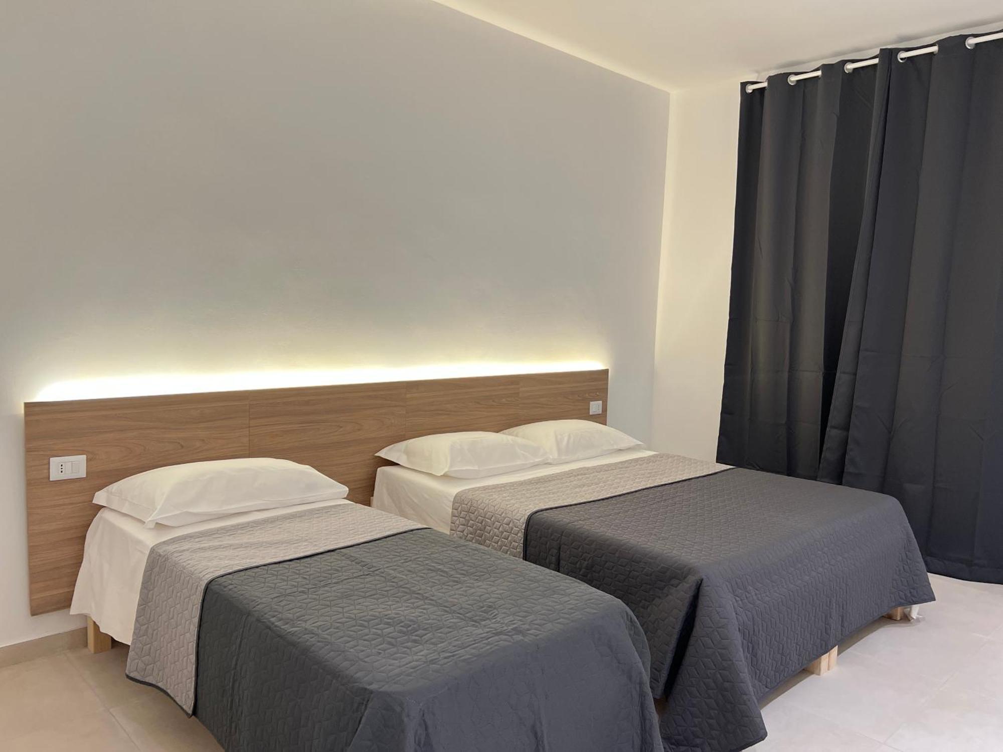 Hotel Brivio — Photos 1